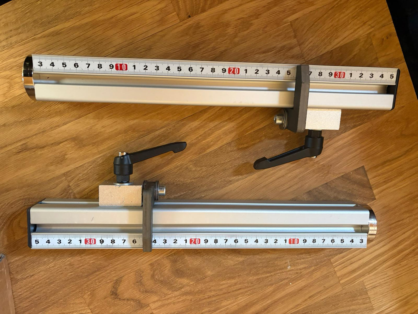 Kantbank Anschlag PROFI (Paar) – kein Nachmessen mehr | Dachdecker & Spengler | lange Ausführung - bis 30cm